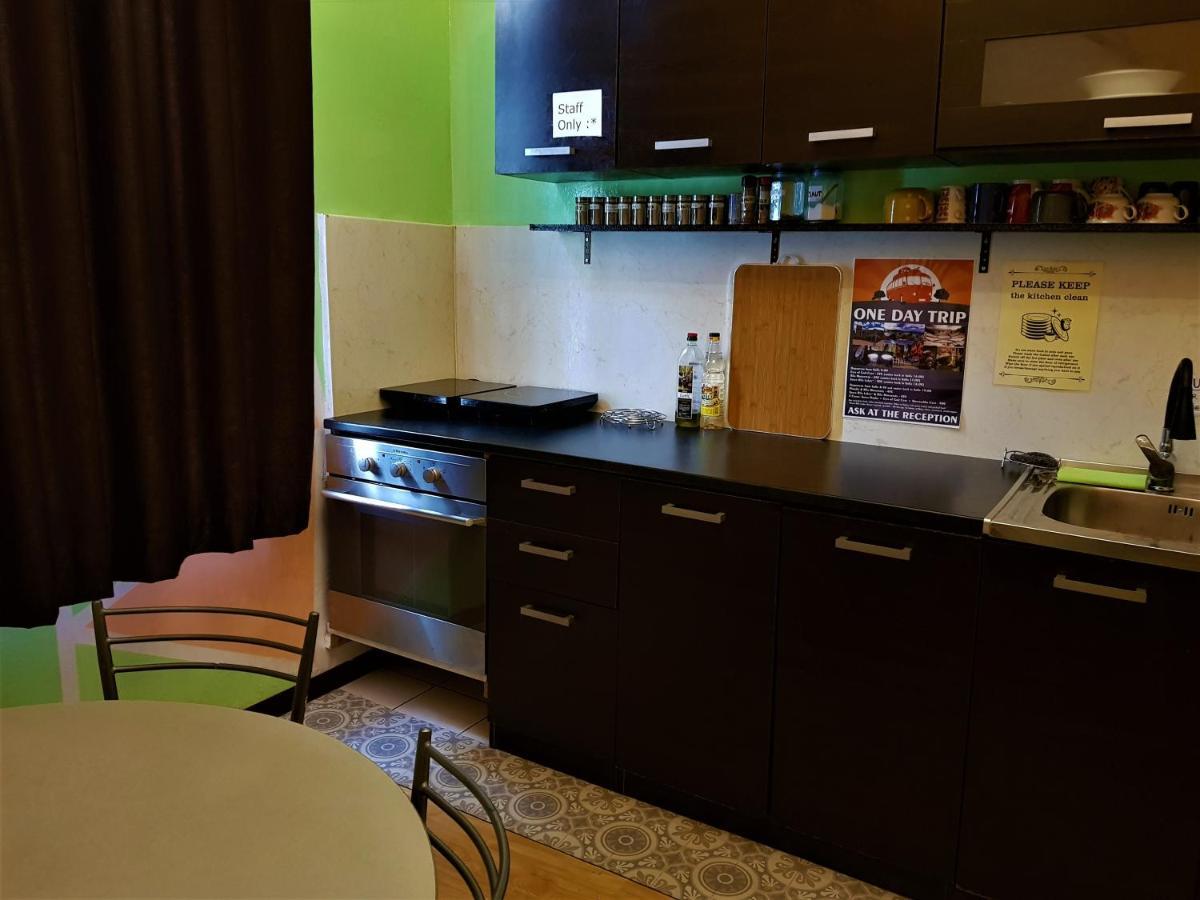 "No Party & Many Rules" Hostel N1 Sofia Zewnętrze zdjęcie